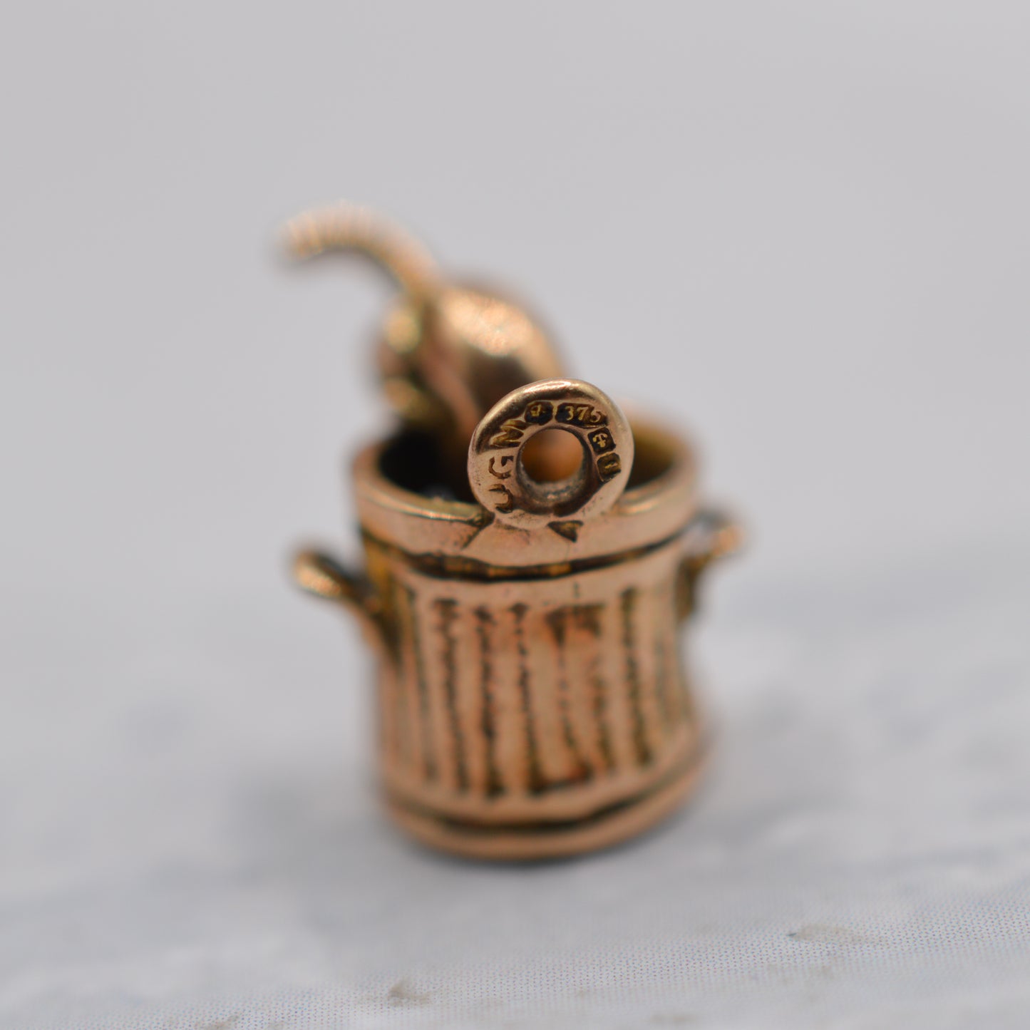 1980s Vintage 9ct Gold Articulated Cat & Dustbin Novelty Charm