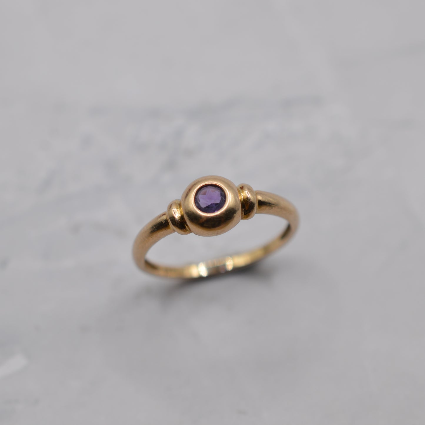9ct Gold Bezel-Set Amethyst Ring