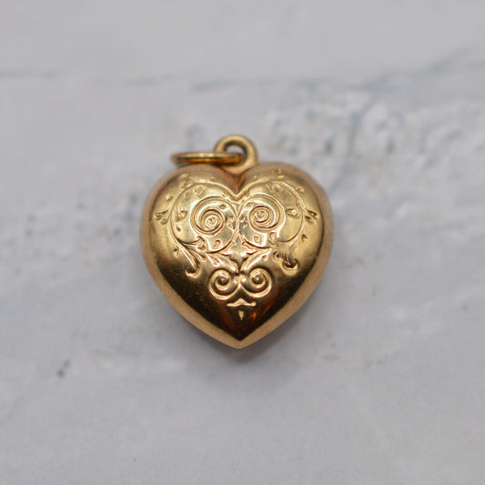 1970s Vintage 9ct Gold Engraved Puffed Heart Charm/Pendant