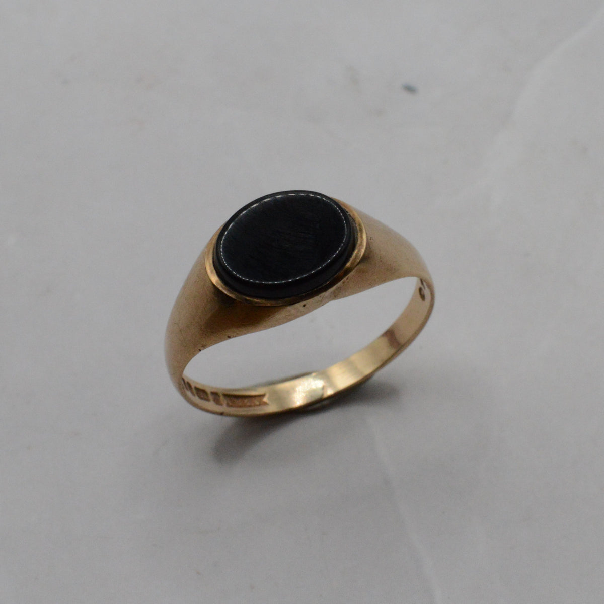 1980s 9ct Gold Onyx Signet Ring