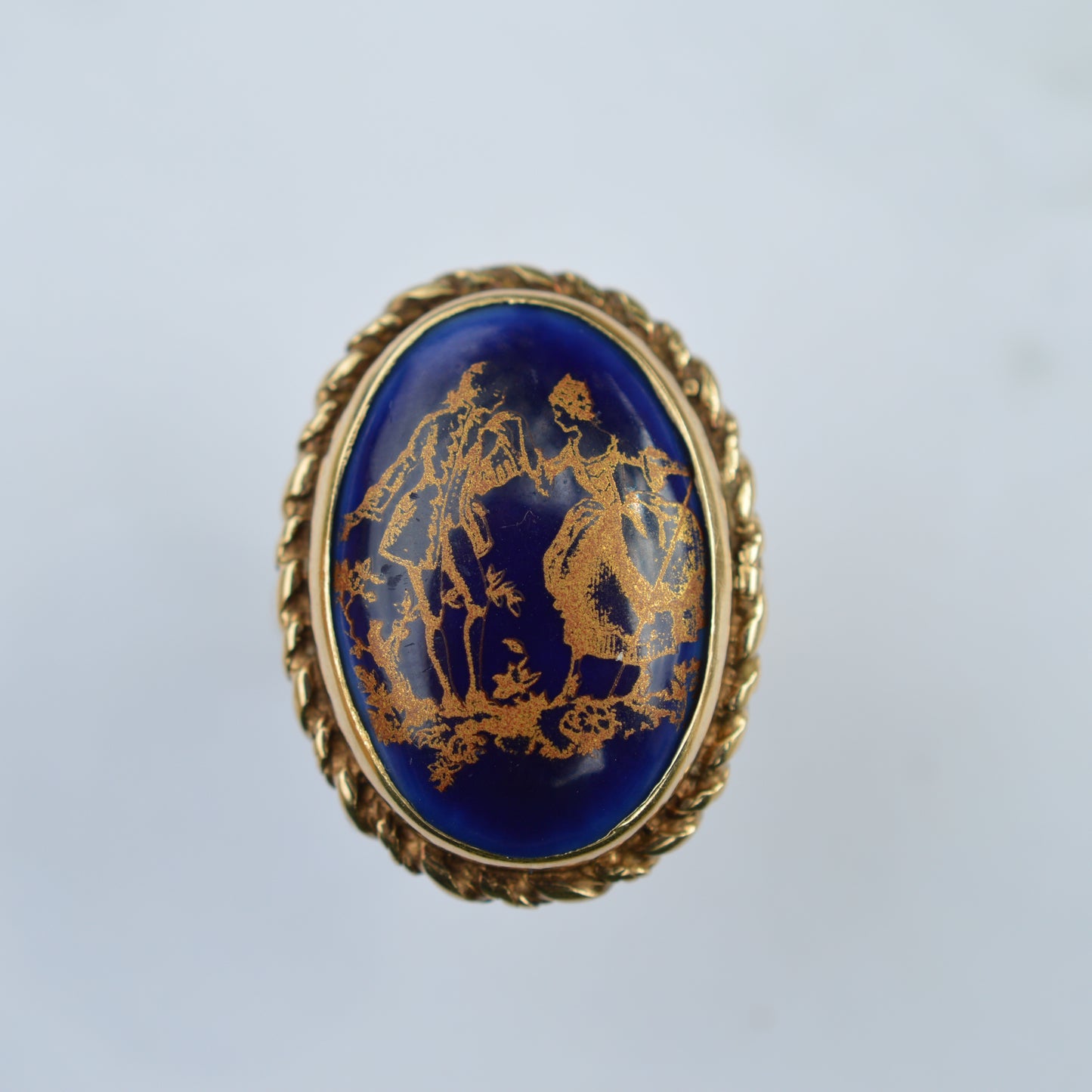 Rare 1970s Vintage 9ct Gold Porcelain Limoges Portrait Ring