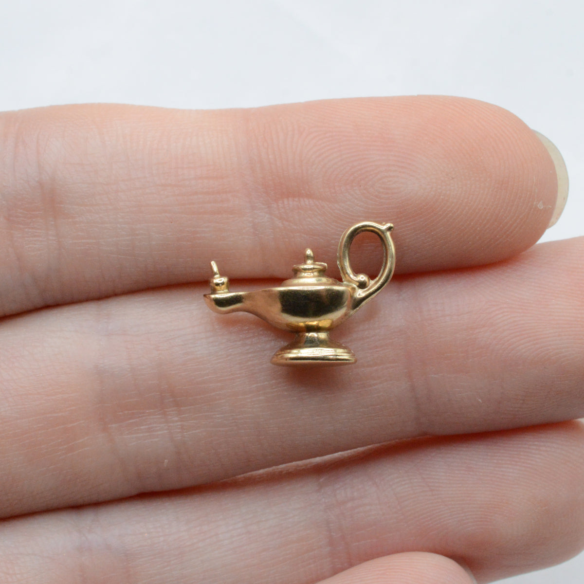 1970s Vintage 9ct Gold Genie Lamp Charm