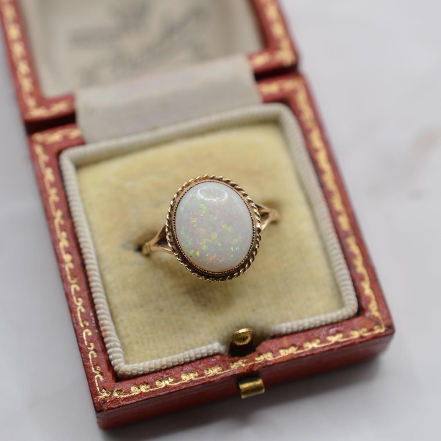 1980s Vintage 9ct Gold Opal Ring with Rope-Twist Border
