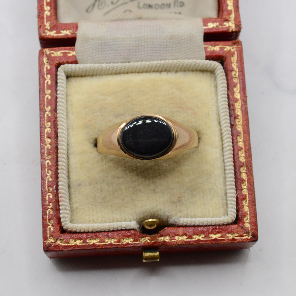 1980s 9ct Gold Onyx Signet Ring