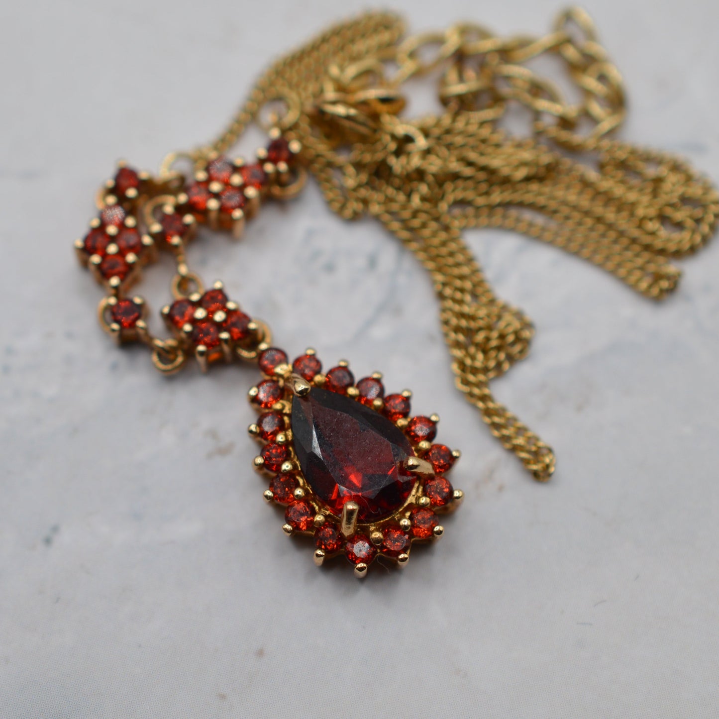 9ct Gold Garnet Cluster Necklace (15-18”)