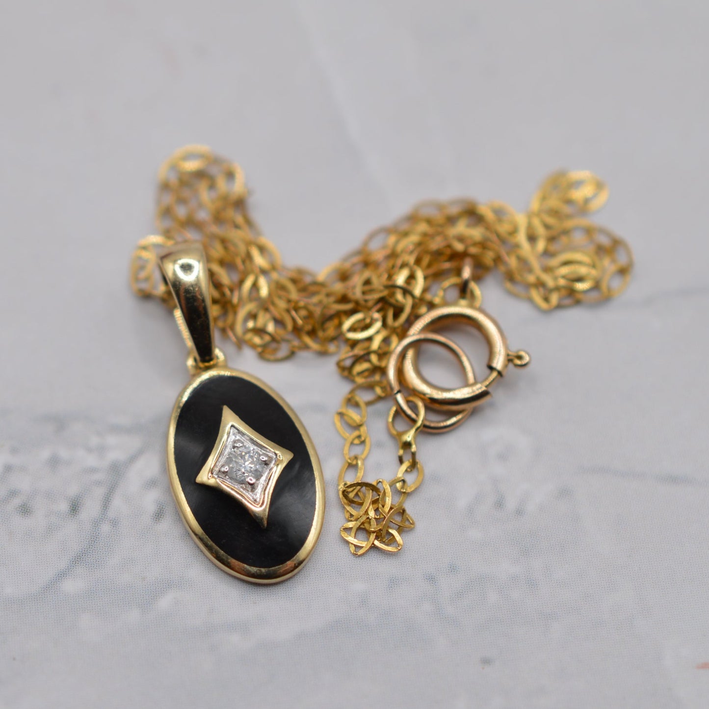 9ct Gold Black Enamel & Diamond Pendant Necklace (16”)
