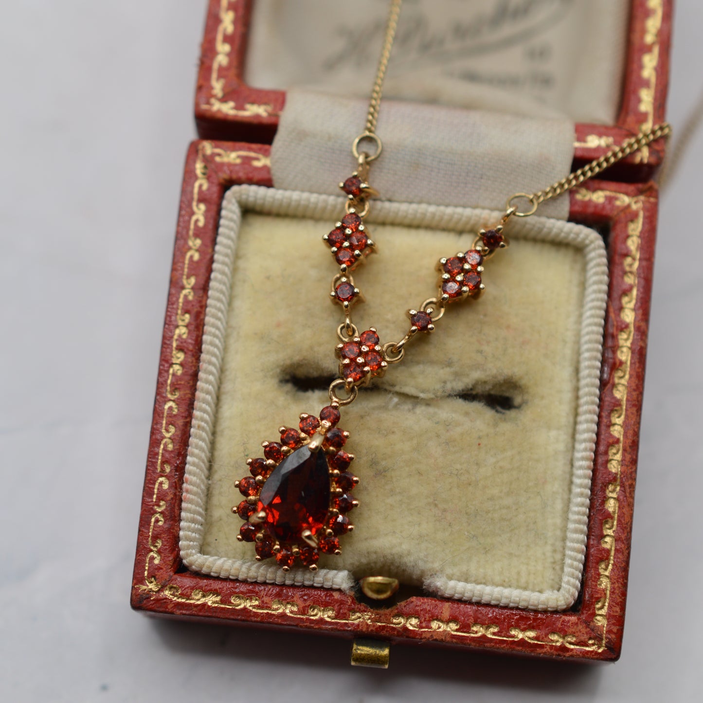 9ct Gold Garnet Cluster Necklace (15-18”)