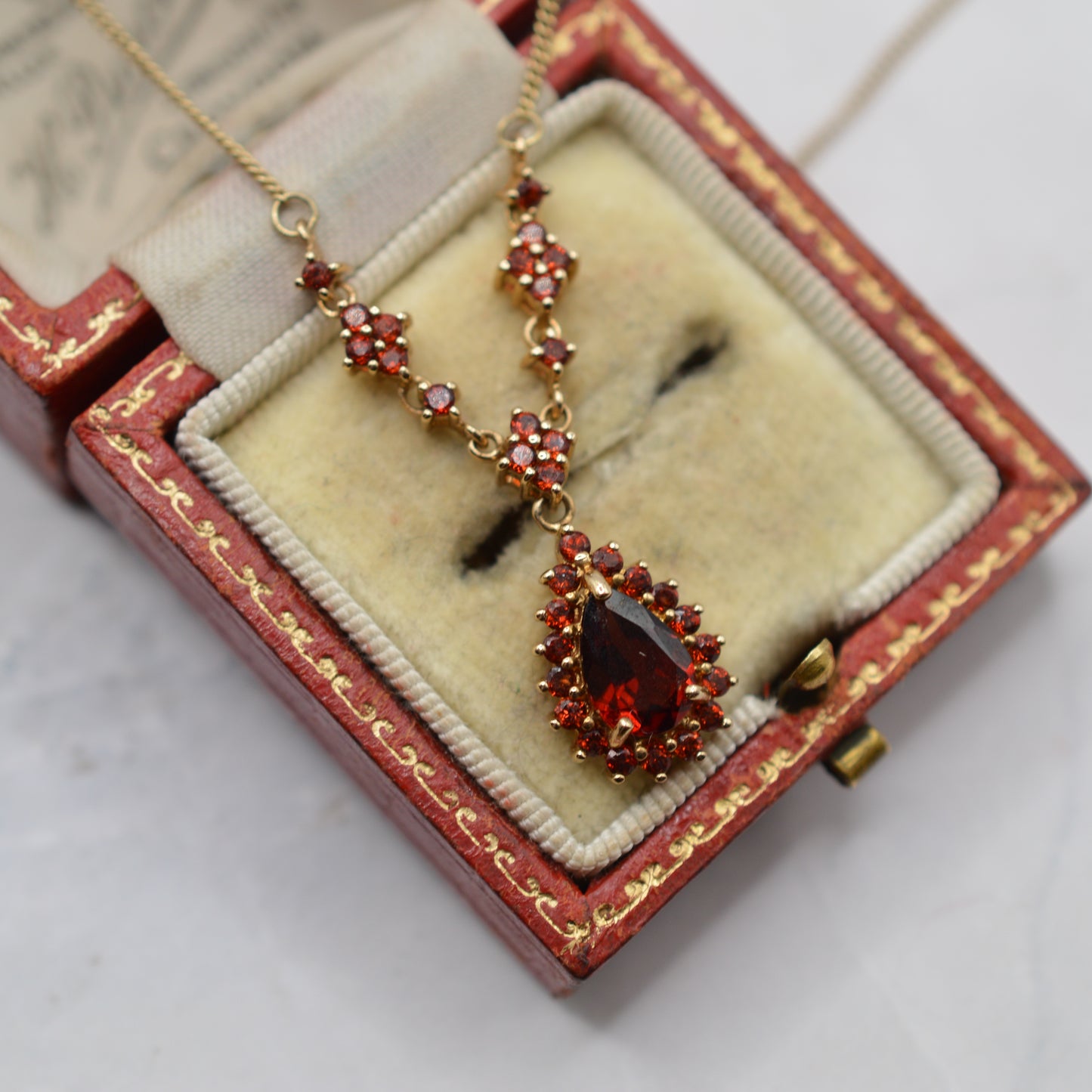 9ct Gold Garnet Cluster Necklace (15-18”)