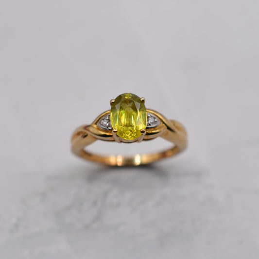 Y2K 9ct Gold Tourmaline & Diamond Twist Ring