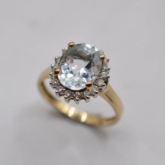 Y2K 9ct Gold Aquamarine & Diamond Cluster Ring