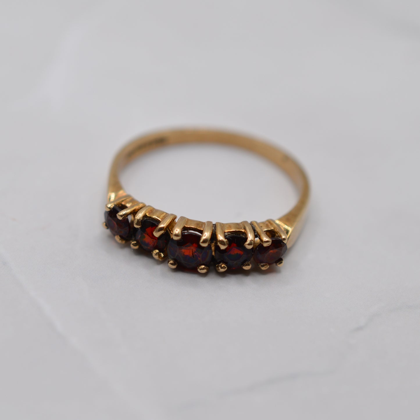 1990s 9ct Gold Garnet Five-Stone Ring
