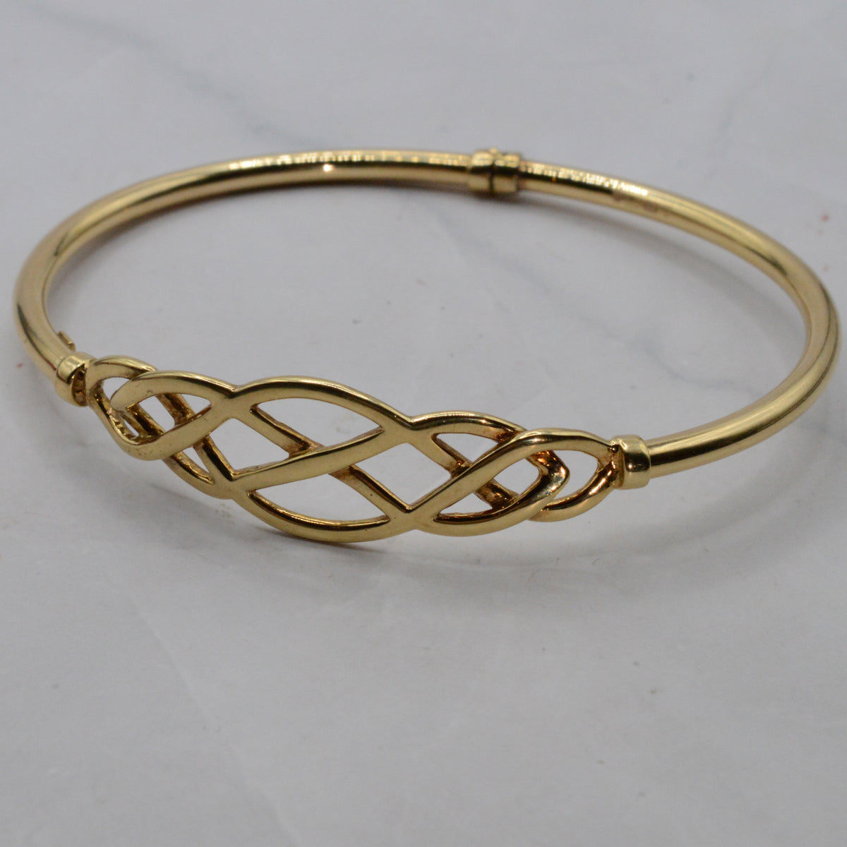 9ct Gold Celtic Knot Hinged Bangle Bracelet