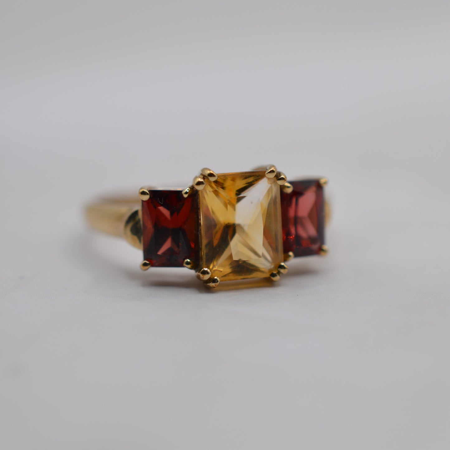 1990s 9ct Gold Citrine & Garnet Trilogy Ring