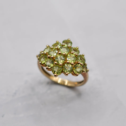 Y2K Chunky 9ct Gold Peridot Cluster Ring