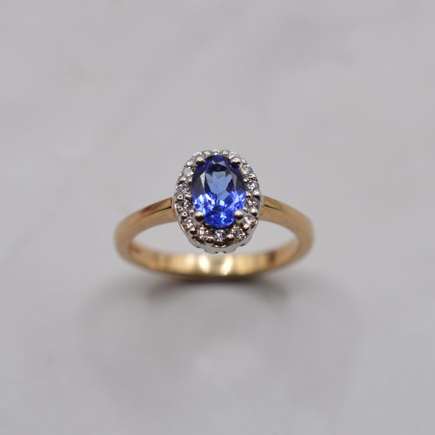 9ct Gold Tanzanite & Diamond Halo Cluster Ring