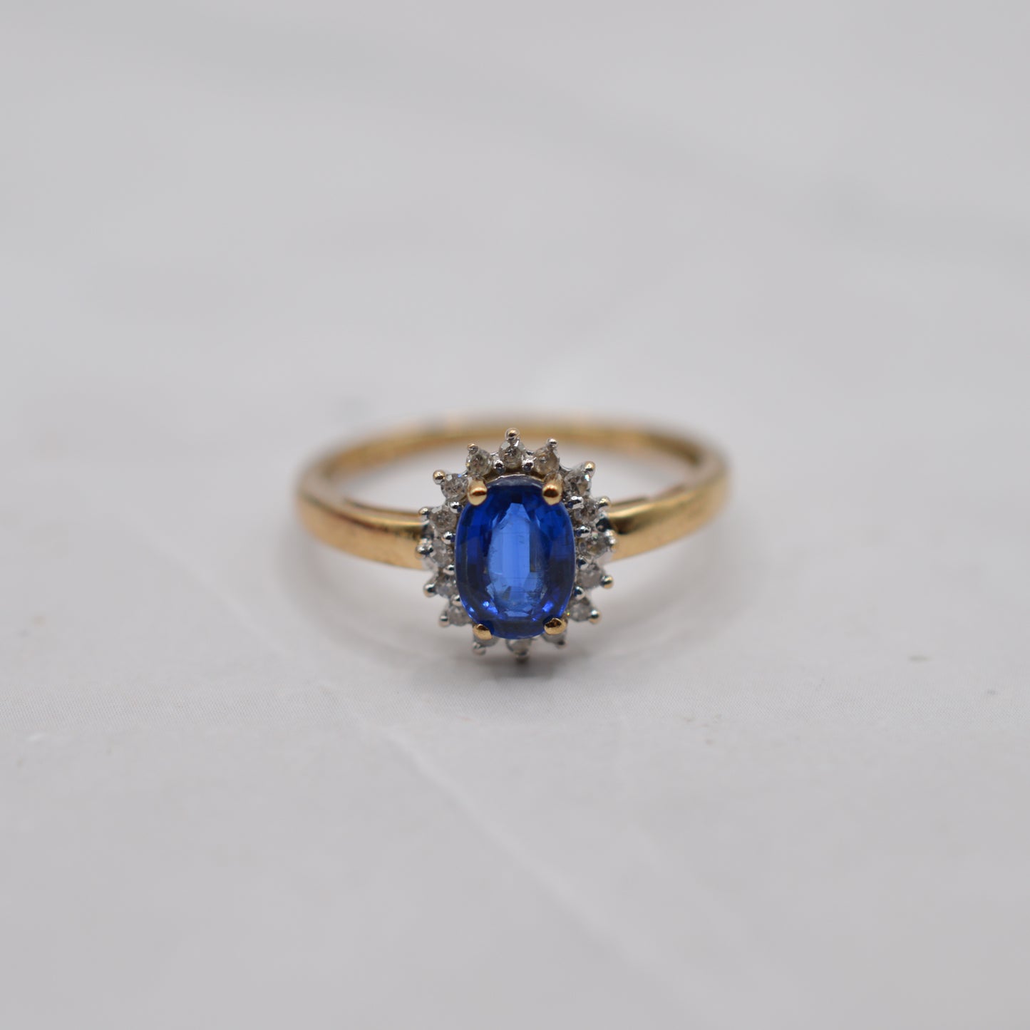 Y2K 9ct Gold Kyanite & Diamond Cluster Ring