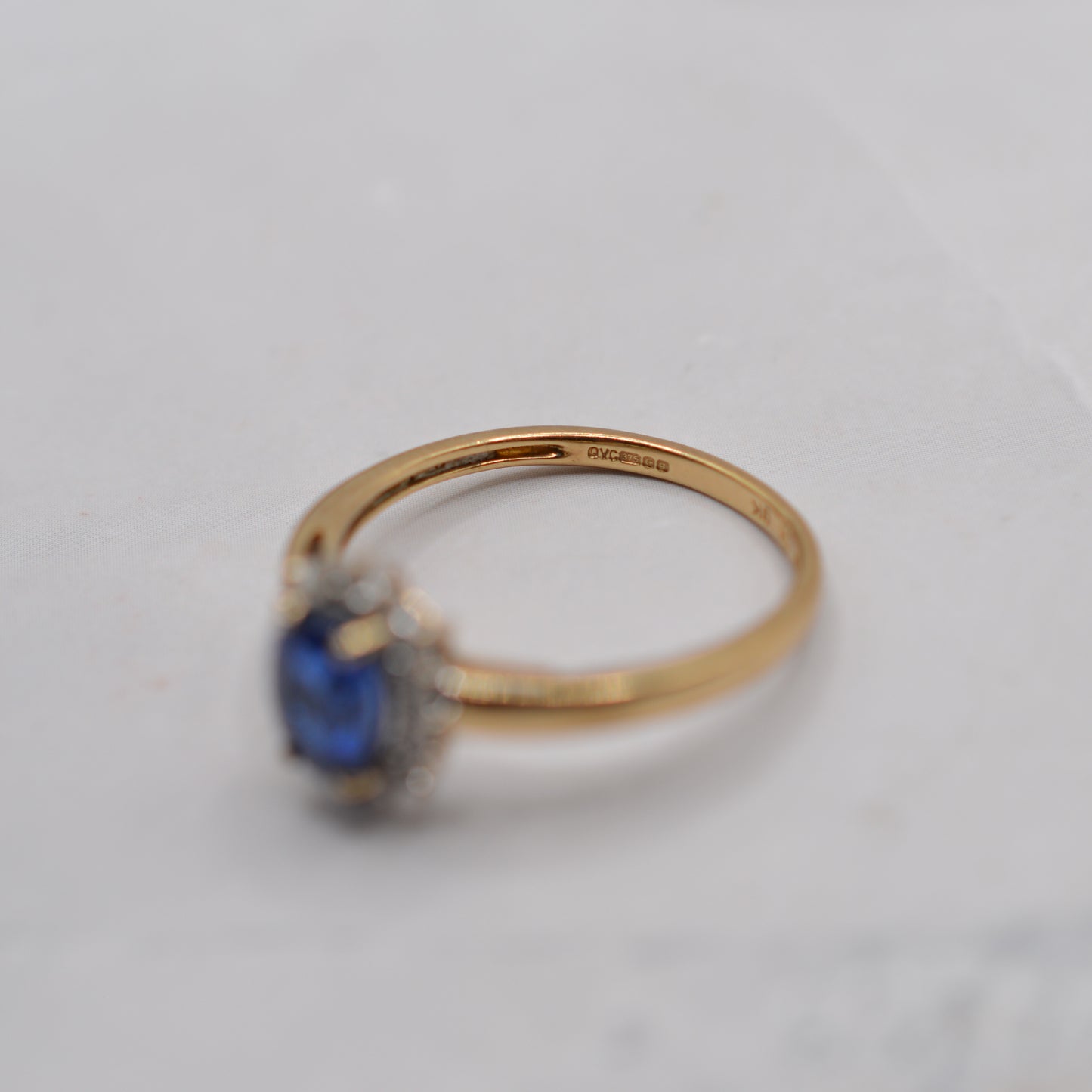 Y2K 9ct Gold Kyanite & Diamond Cluster Ring