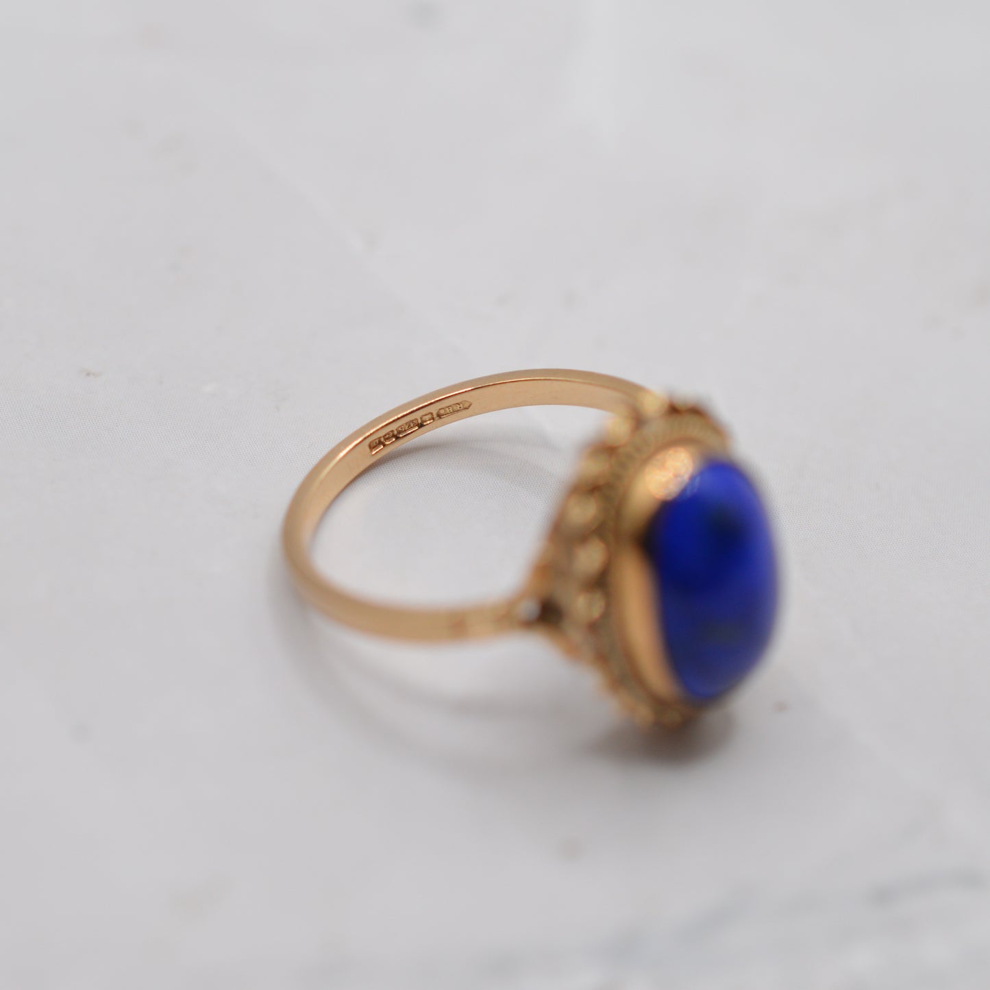 Chunky 1990s 9ct Gold Lapis Lazuli Ring with Rope-Twist Border