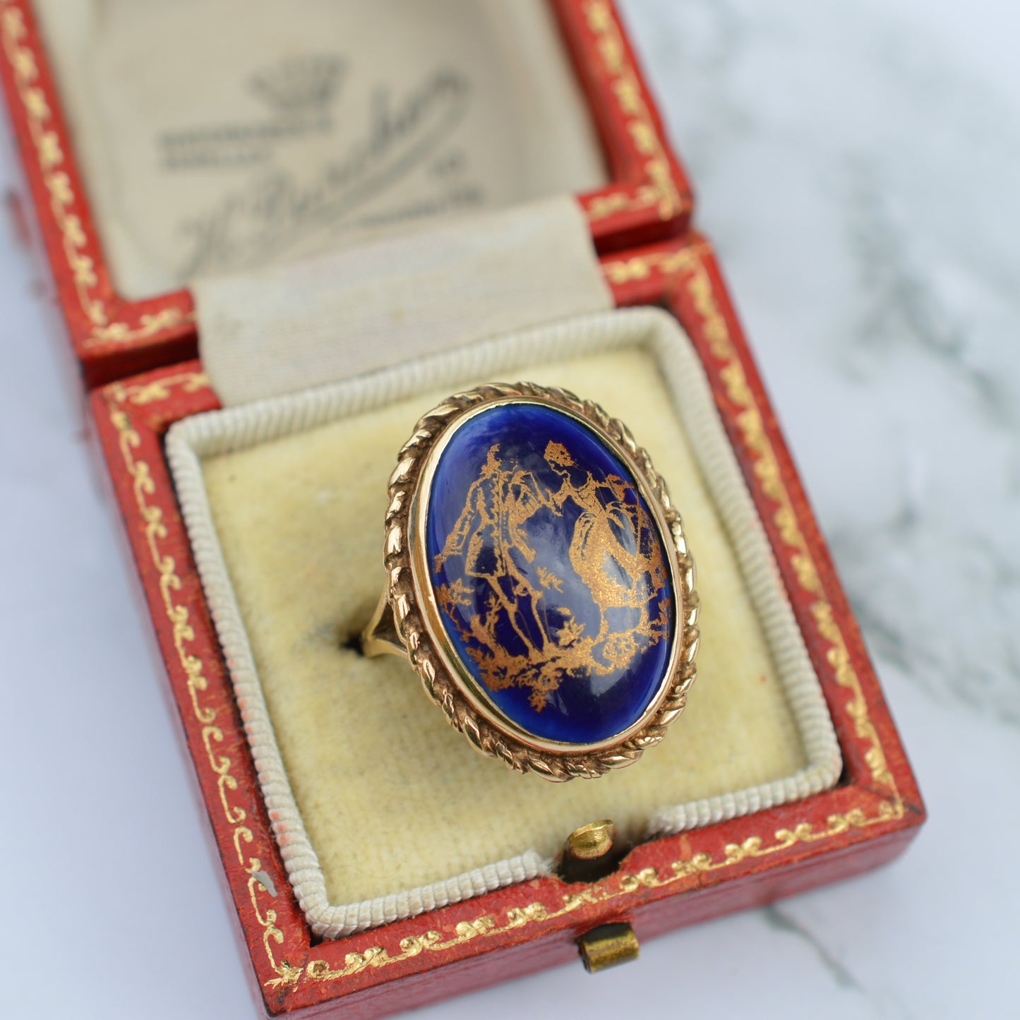 Rare 1970s Vintage 9ct Gold Porcelain Limoges Portrait Ring
