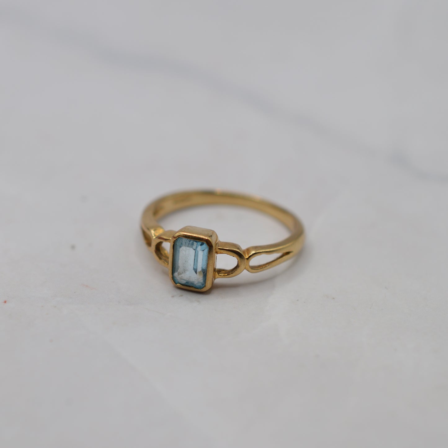9ct Gold Topaz Bezel-Set Ring