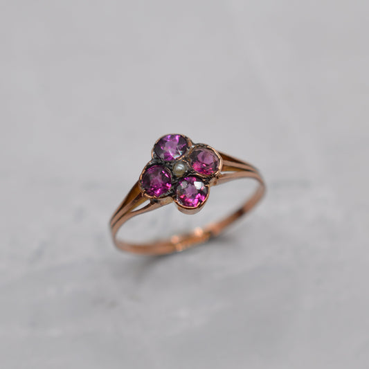 1912 Antique 9ct Gold Garnet & Pearl Cluster Ring