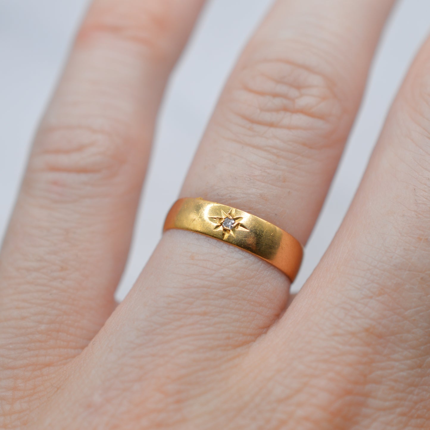 Antique 1898 Victorian 22ct Gold Diamond Gypsy Band Ring
