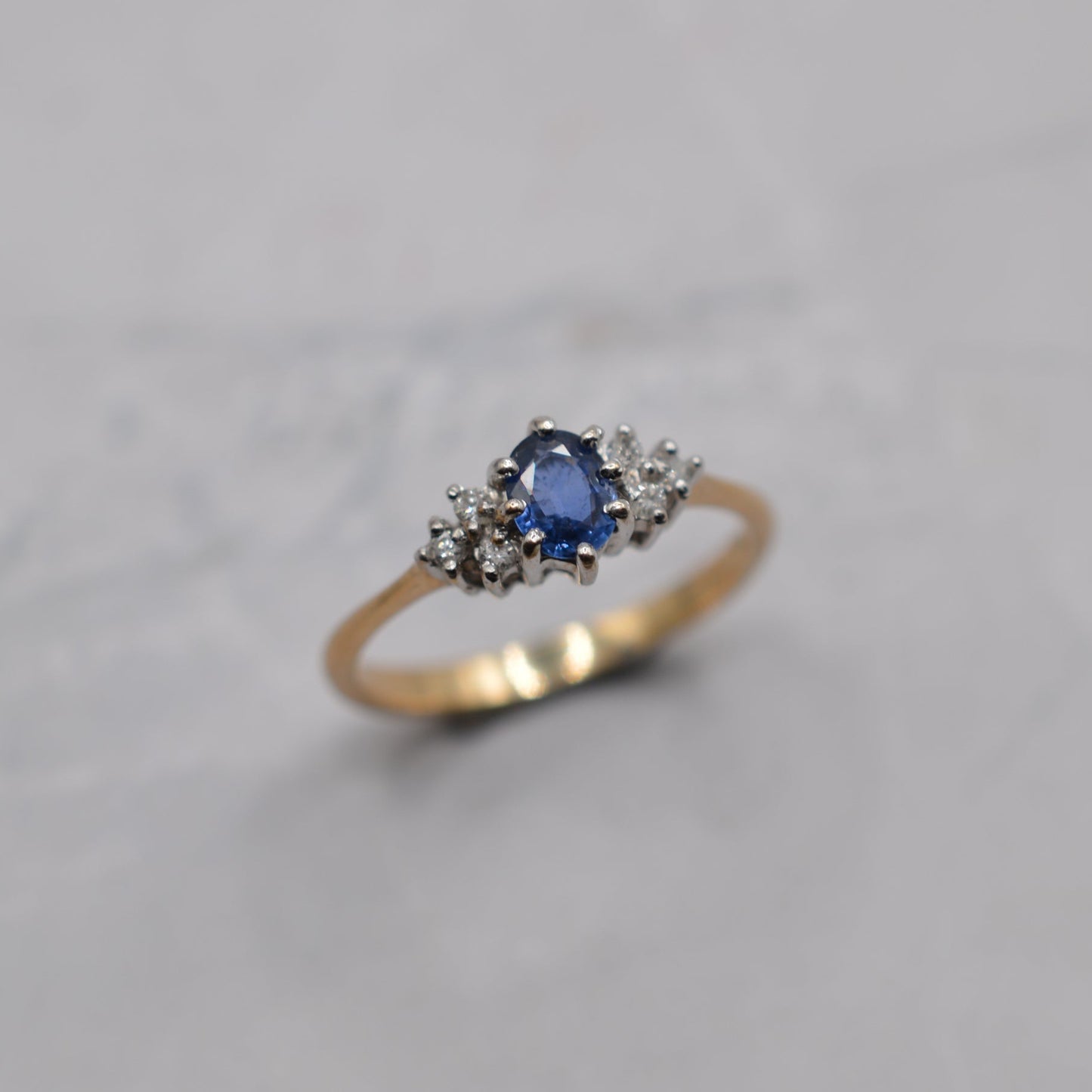 1990s 9ct Gold Sapphire & Diamond Ring