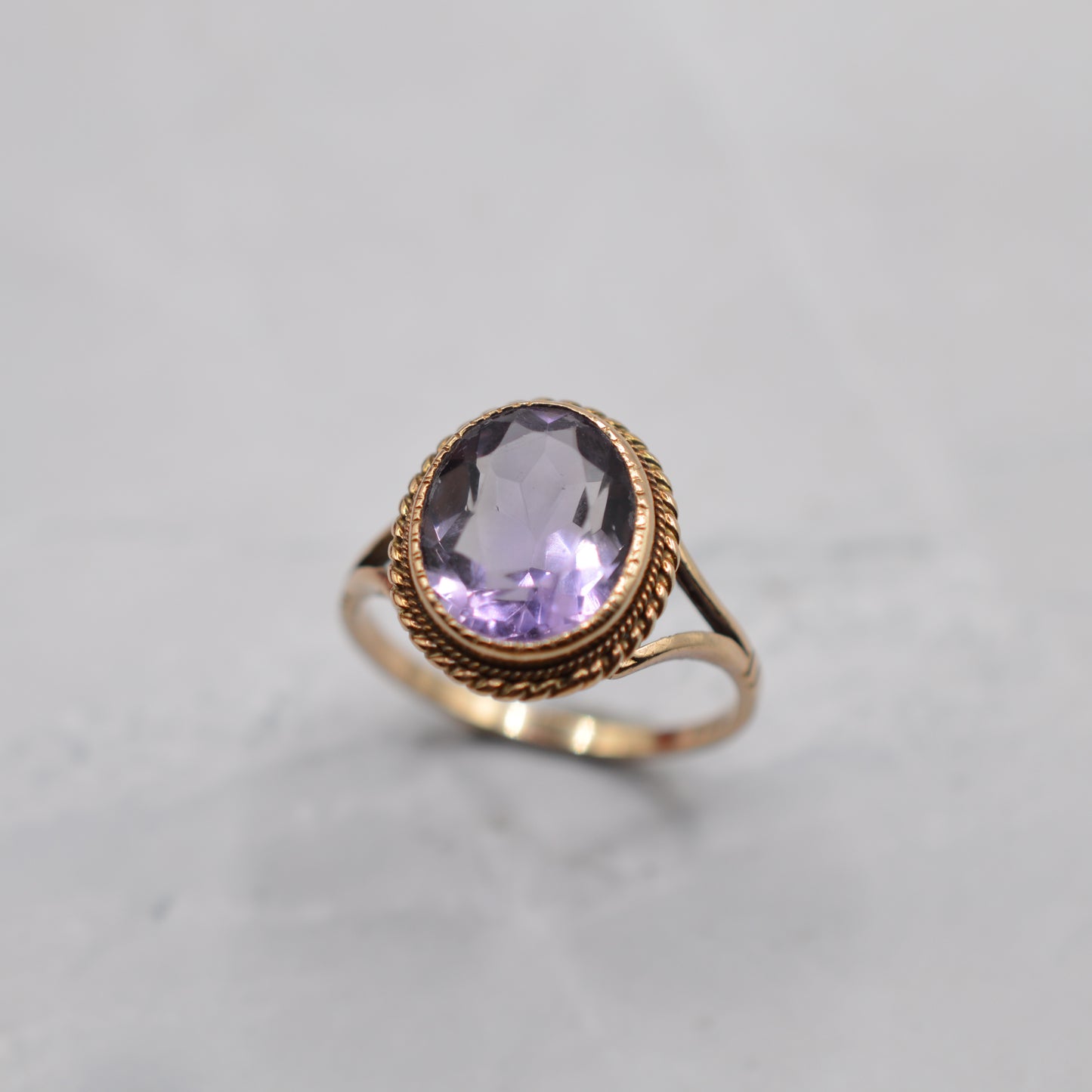 1970s Vintage 9ct Gold Amethyst Solitaire Ring