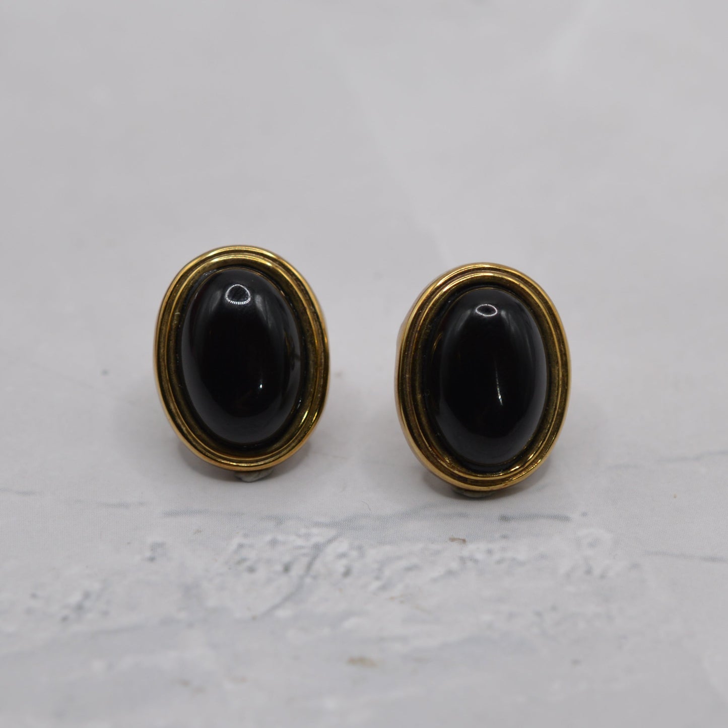 Large 1980s 9ct Gold Onyx Stud Earrings