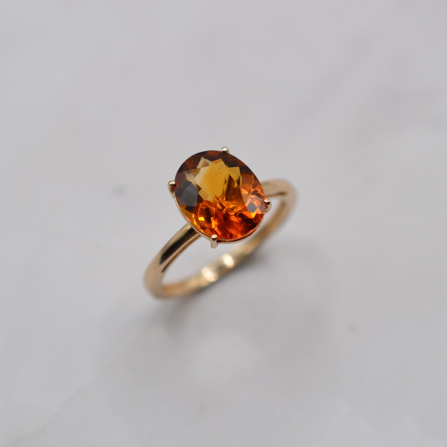 Y2K 9ct Gold Citrine Solitaire Ring