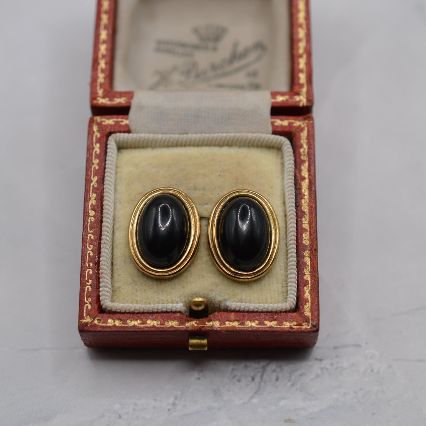 Large 1980s 9ct Gold Onyx Stud Earrings