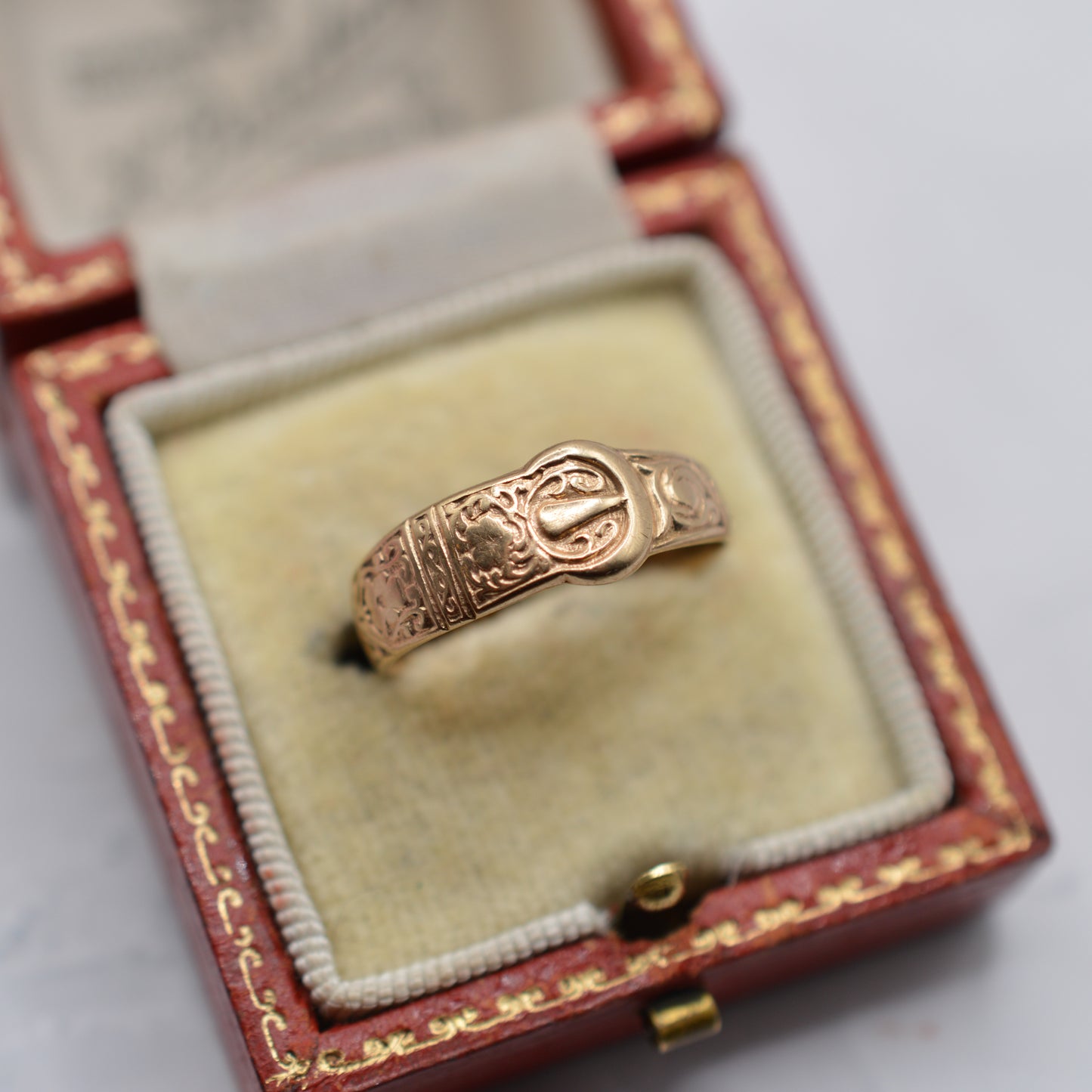 1980s 9ct Yellow Gold Buckle Ring