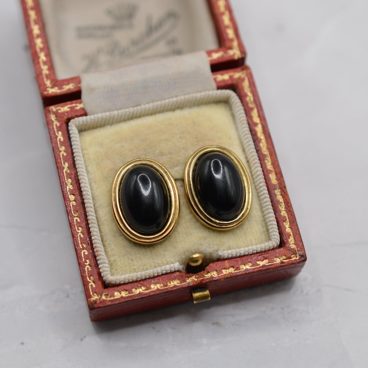Large 1980s 9ct Gold Onyx Stud Earrings