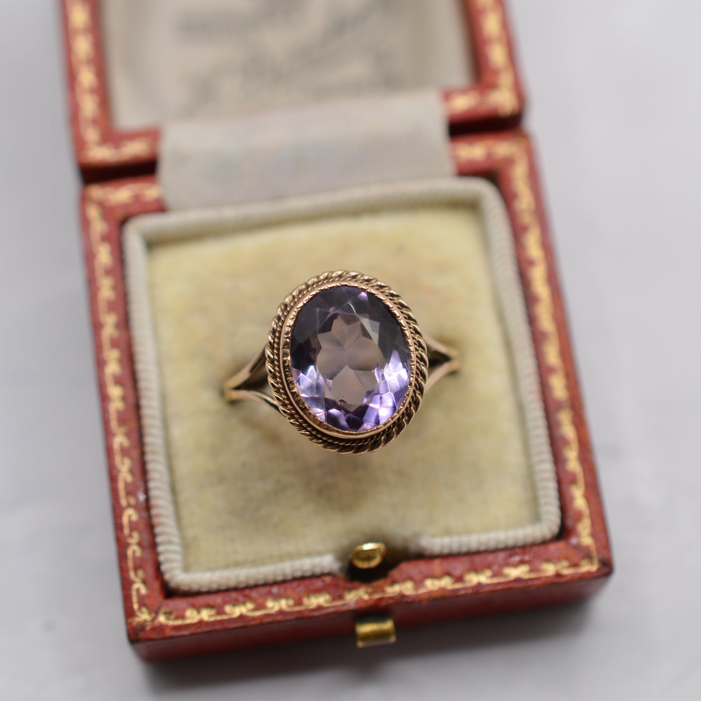 1970s Vintage 9ct Gold Amethyst Solitaire Ring