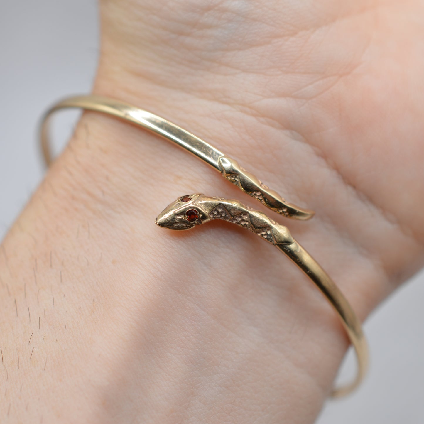 9ct Gold Garnet Snake Bangle Bracelet