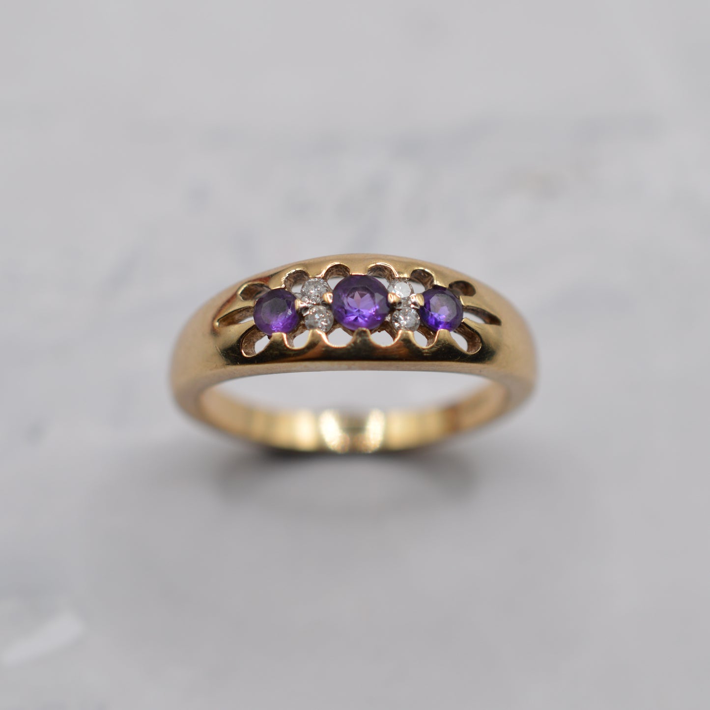 Y2K 9ct Gold Amethyst & Diamond Seven-Stone Ring