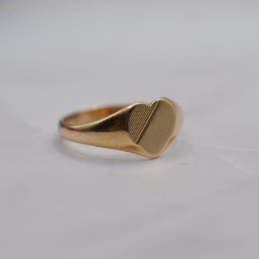 1950s Vintage 9ct Gold Heart Signet Ring