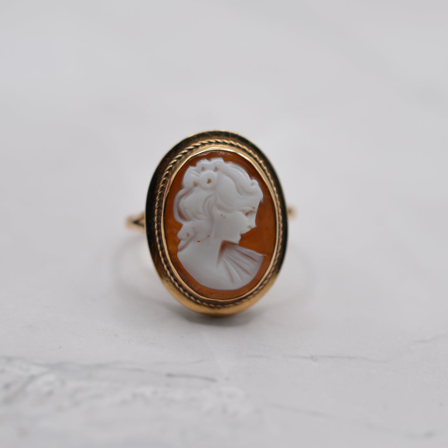 1970s Vintage 9ct Gold Large Cameo Bezel-Set Ring