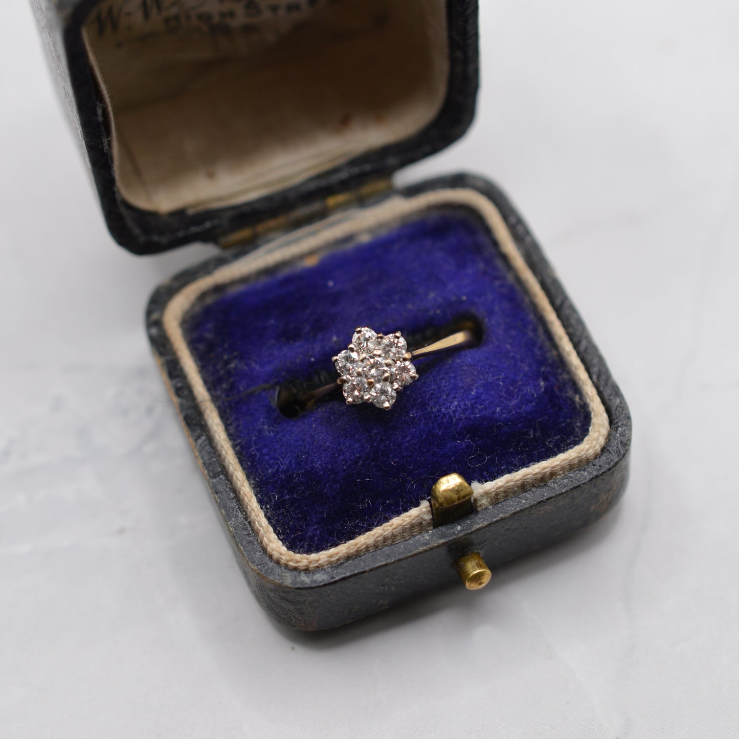 1980s 18ct Gold Diamond Floral Cluster Ring