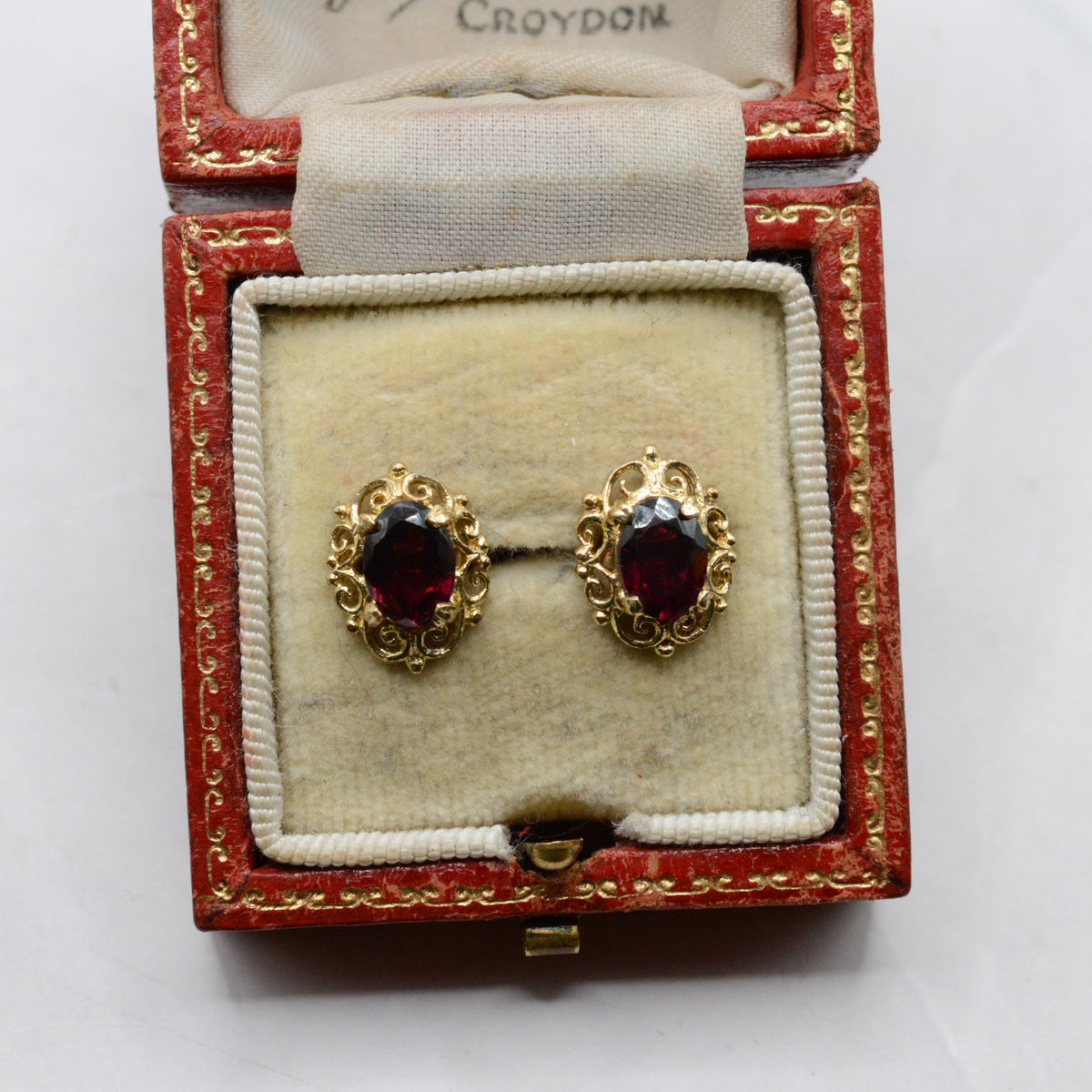 9ct Gold Garnet Openwork Stud Earrings