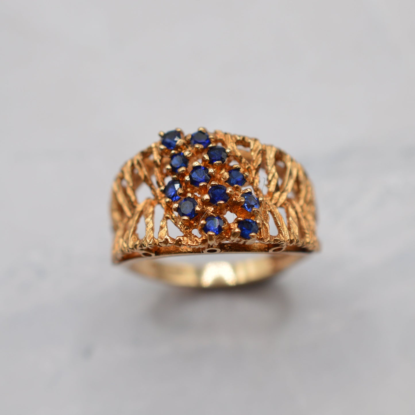 Brutalist 1970s Vintage 9ct Gold Sapphire Bark Ring