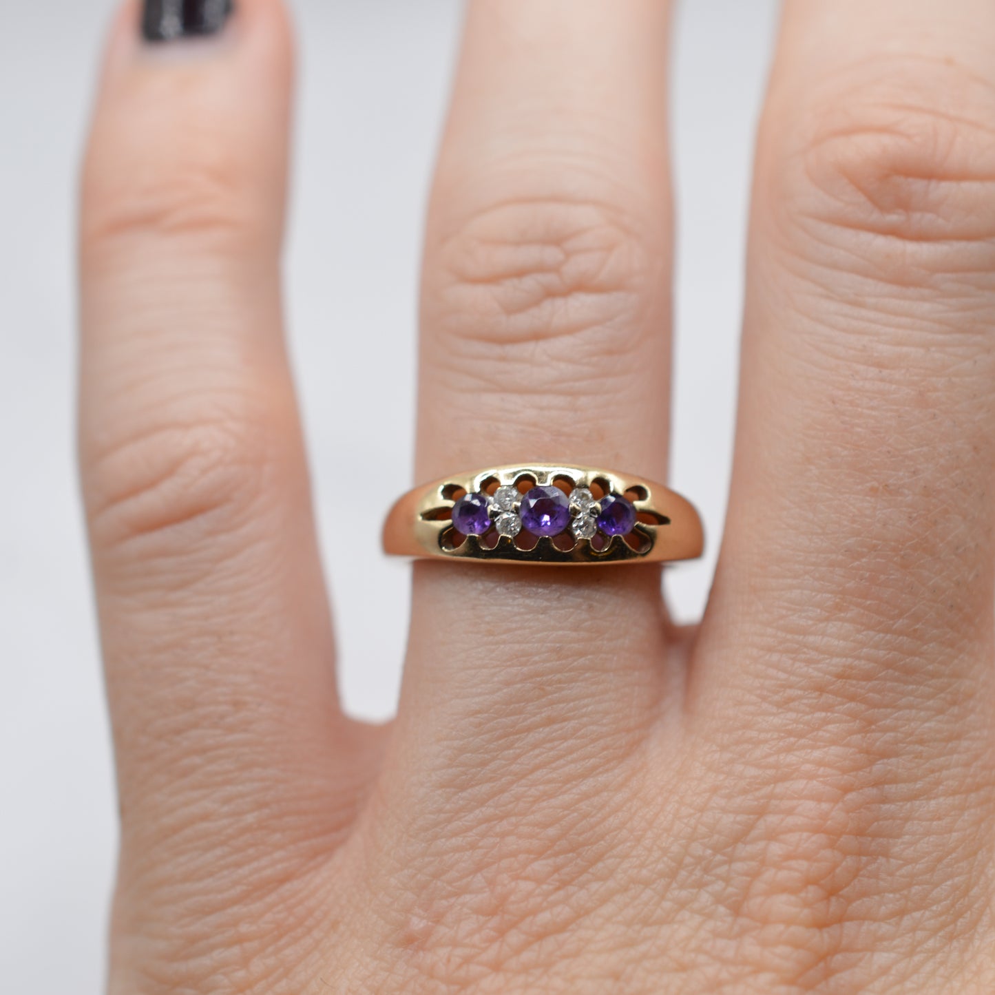 Y2K 9ct Gold Amethyst & Diamond Seven-Stone Ring
