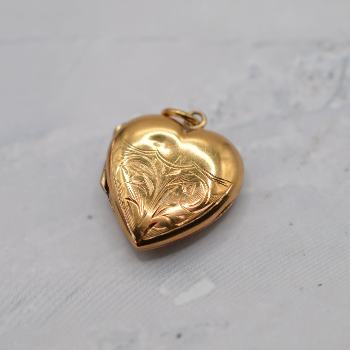 1955 Vintage 9ct Gold Heart Locket Pendant