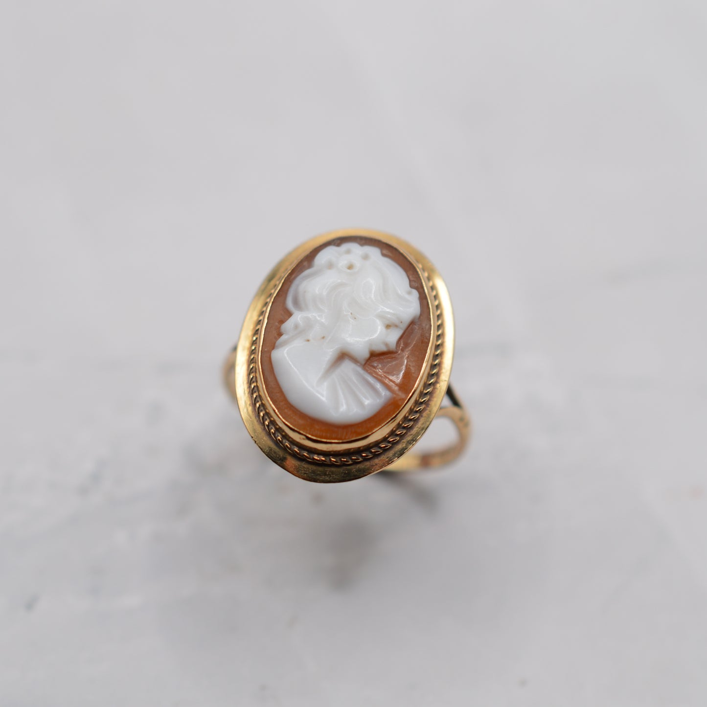 1970s Vintage 9ct Gold Large Cameo Bezel-Set Ring