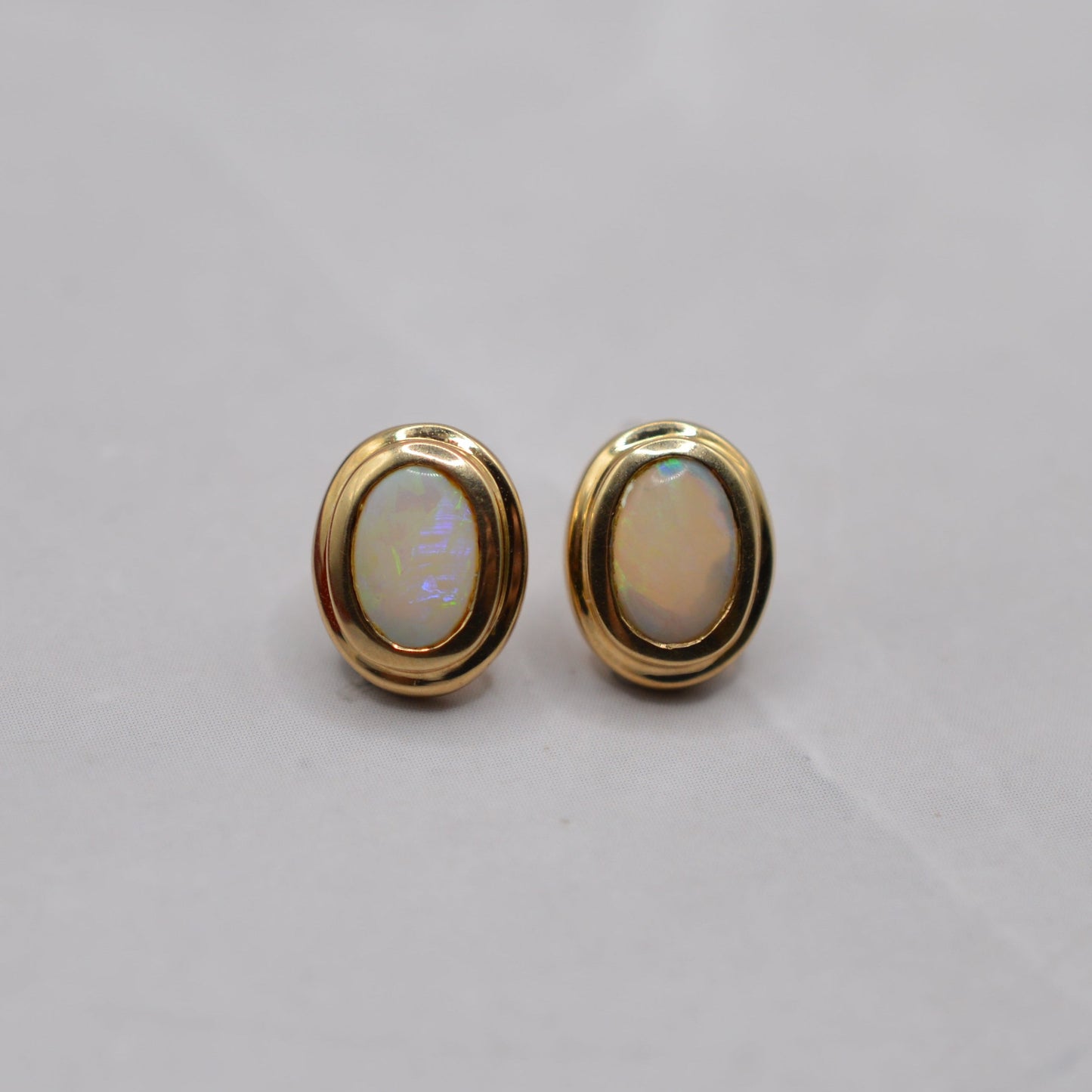 9ct Gold Opal Stud Earrings