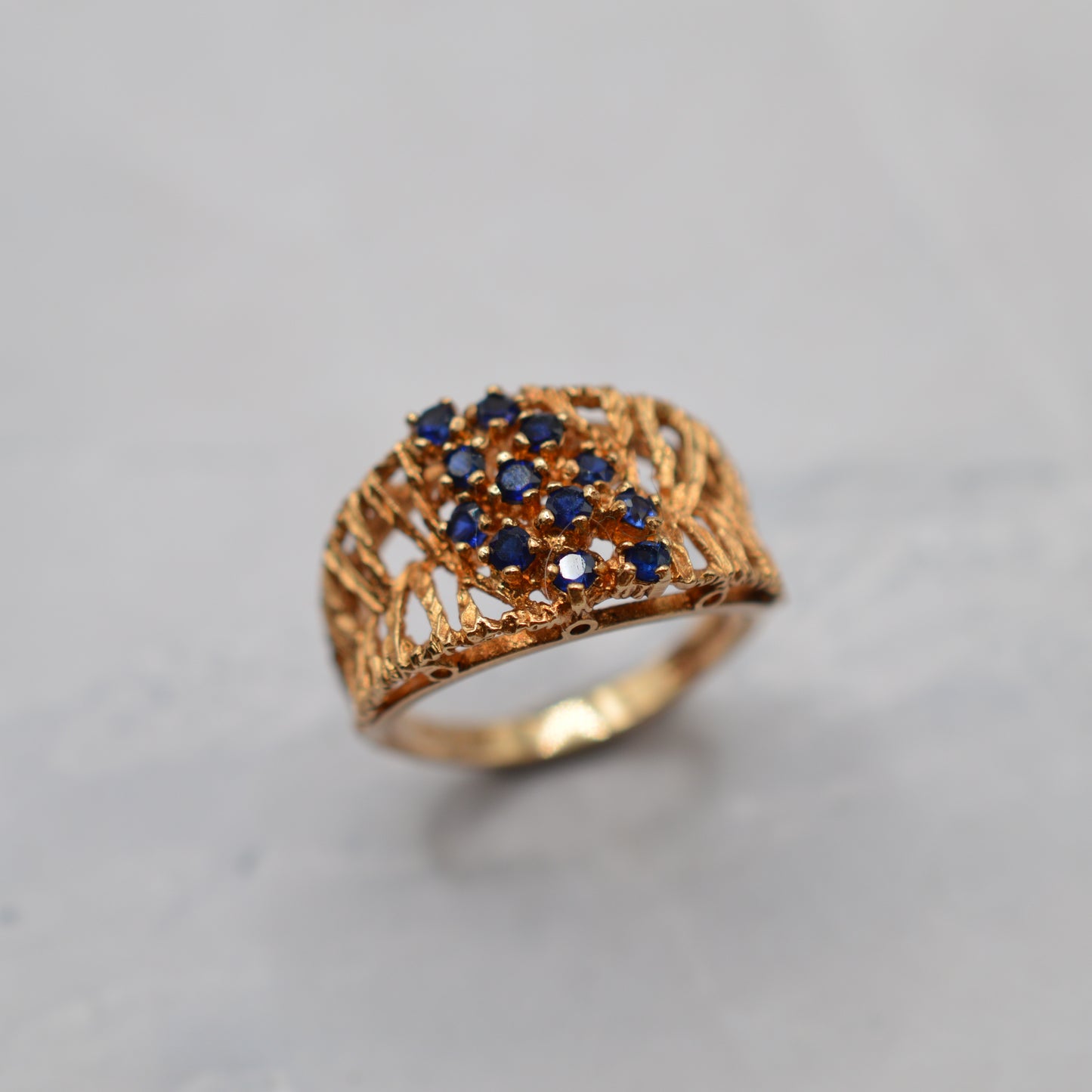 Brutalist 1970s Vintage 9ct Gold Sapphire Bark Ring