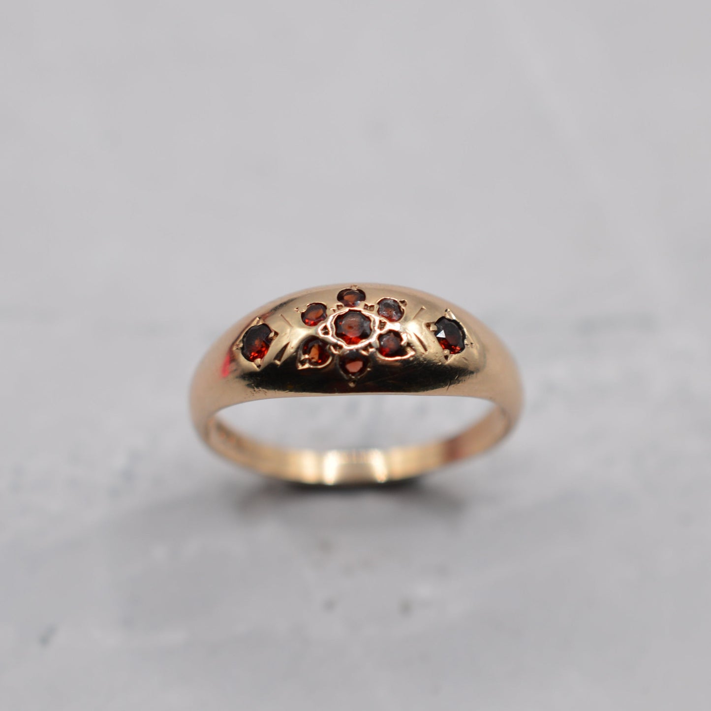 9ct Gold Garnet Floral Dome Ring