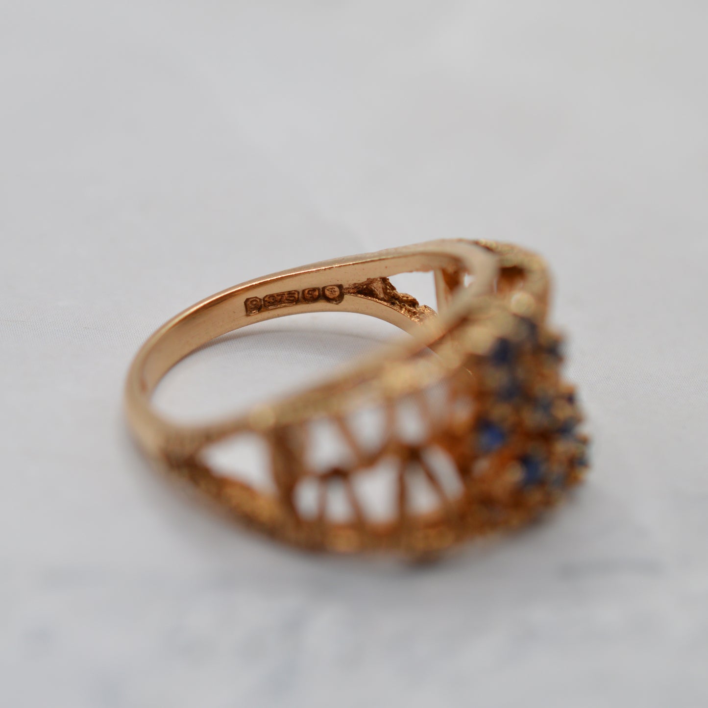 Brutalist 1970s Vintage 9ct Gold Sapphire Bark Ring