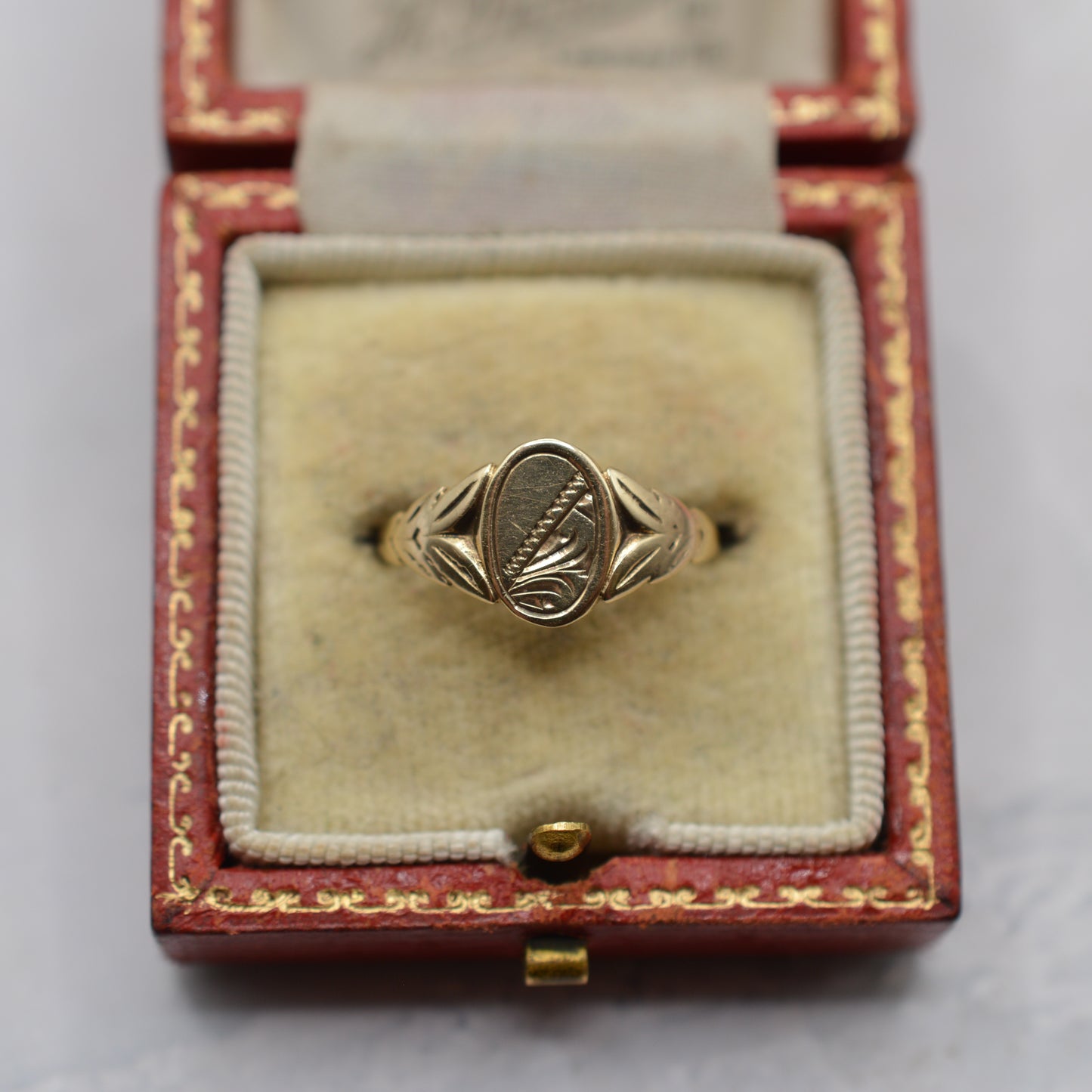 1970s Vintage 9ct Gold Shield & Foliate Signet Ring