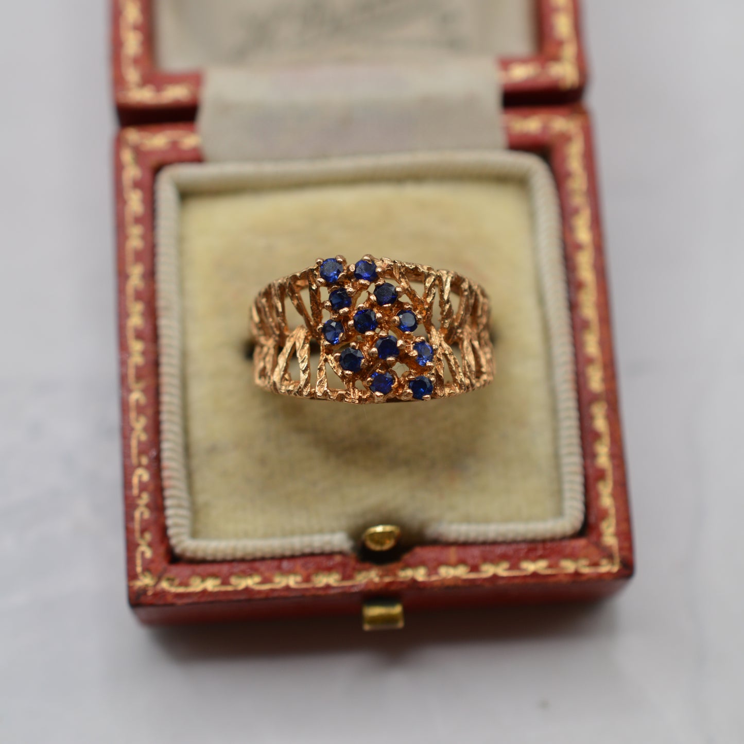 Brutalist 1970s Vintage 9ct Gold Sapphire Bark Ring